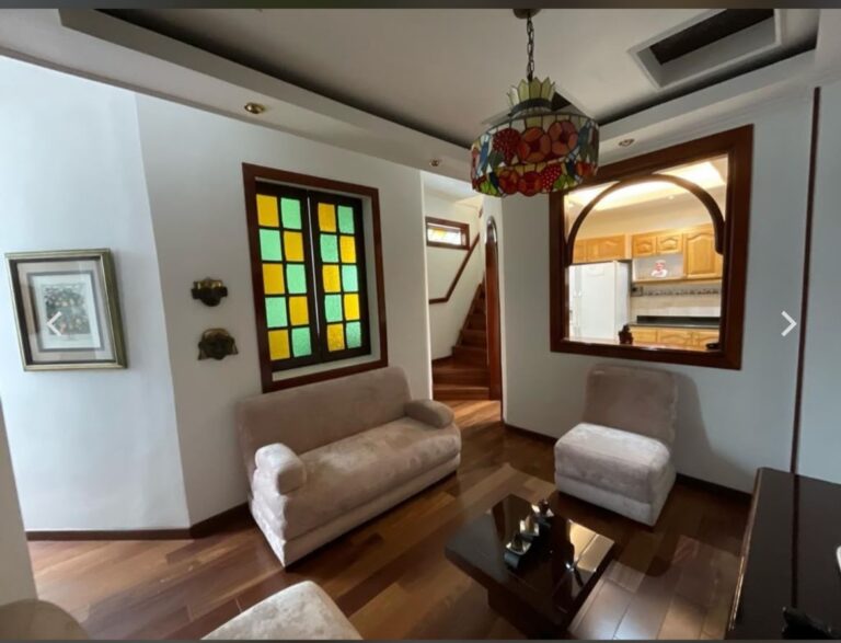 CASA TEUSAQUILLO